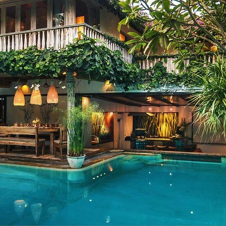 Villa Istimewa Seminyak Exterior foto
