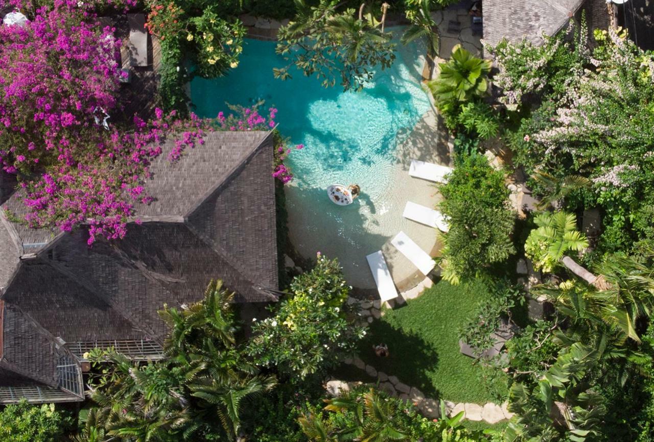 Villa Istimewa Seminyak Exterior foto